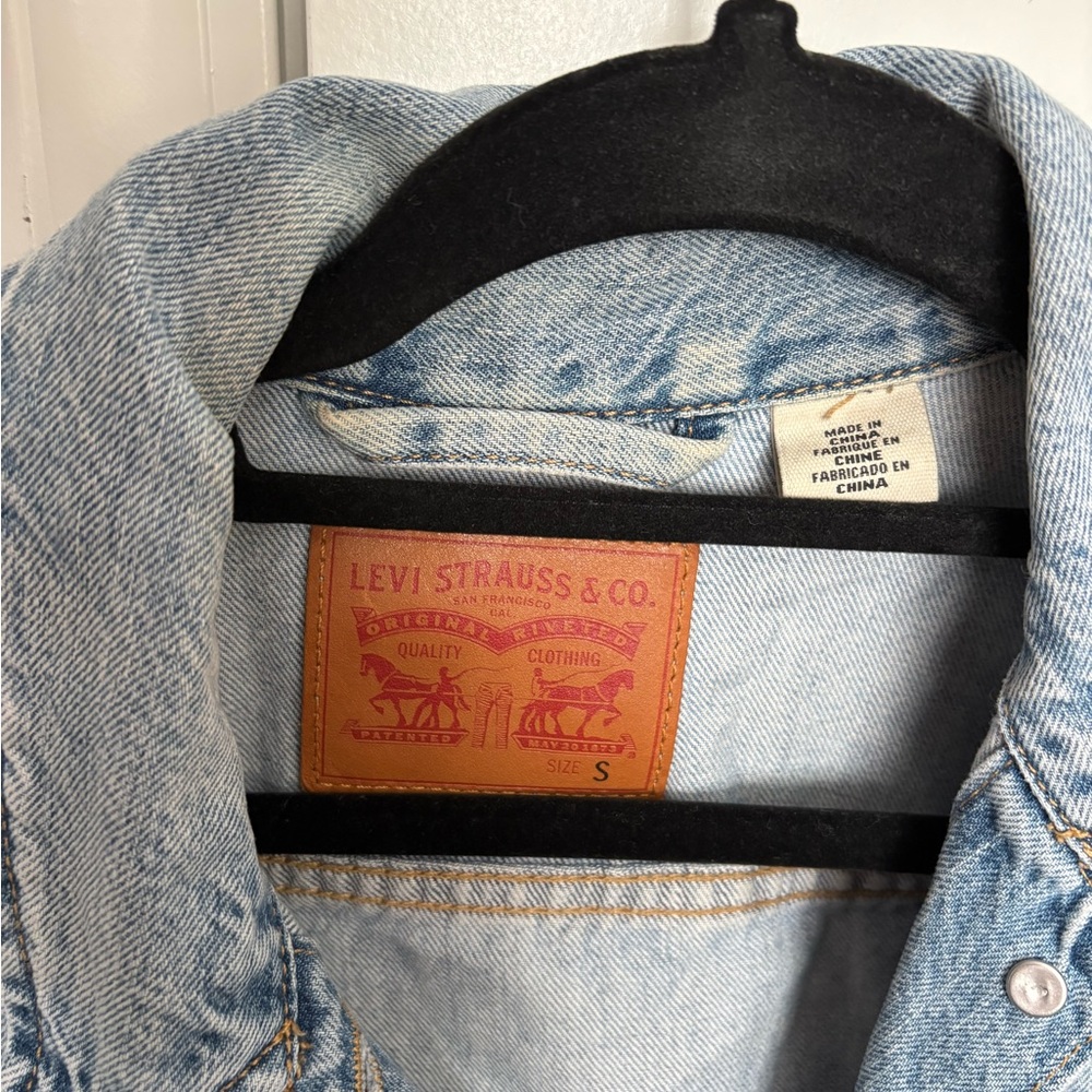 Levis Denim Jacket Light Blue Size Small - Picture 3 of 4
